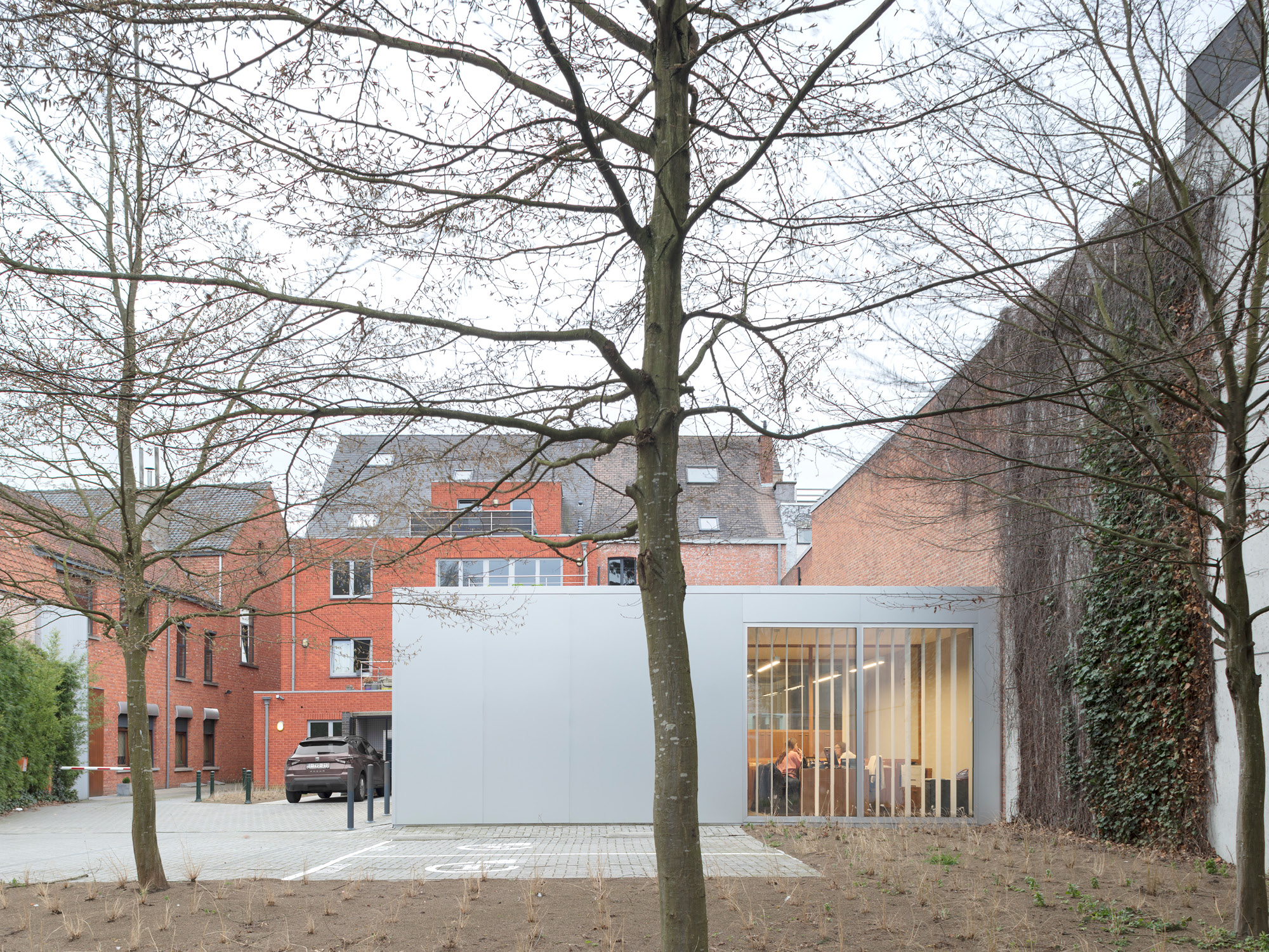 Fintro Office Extension